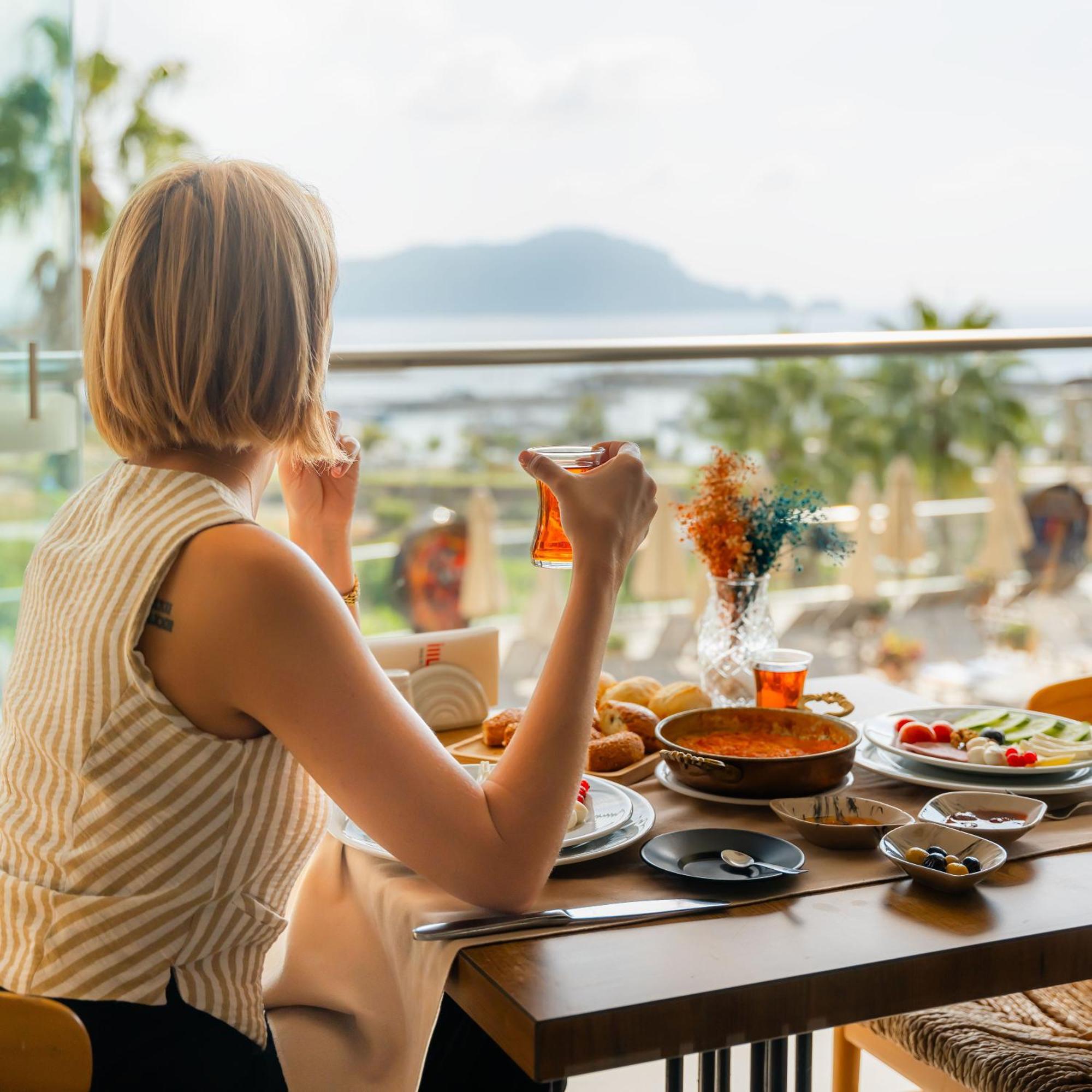 Illusion Beach & Clubhotel - Adults Only Alanya Exterior foto